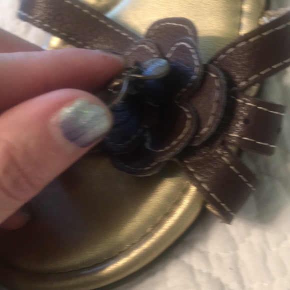 Stride Right brown sandals - Picture 5 of 5